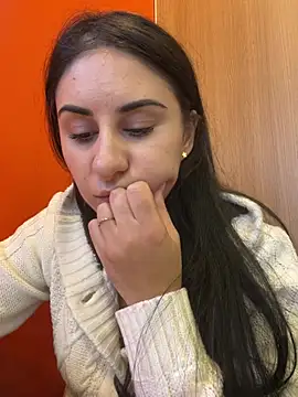 JenniferEdith online show from December 16, 2024, 7:37 am