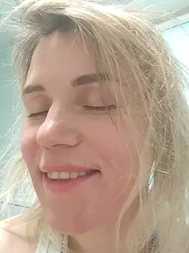 Linda Gregory online show from March 5, 2025, 1:52 am