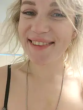 Linda Gregory online show from December 16, 2024, 1:42 am