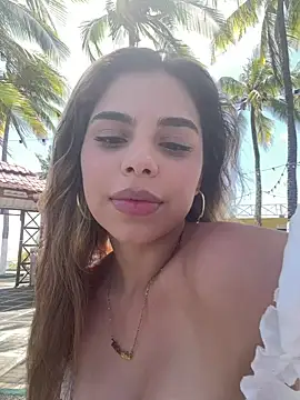 Snapshot of crisbell_lopez chatting on March 4, 2026, 5:42 pm crisbell lopez online show from March 4, 2026, 5:42 pm