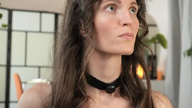 yulladao online show from October 25, 2025, 4:07 pm