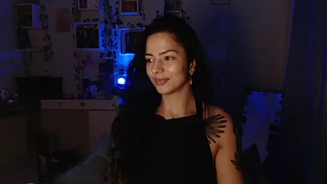 BeellyDance online show from May 9, 2026, 11:52 pm