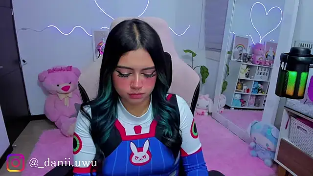 CuteDani  online show from February 28, 2026, 3:28 am