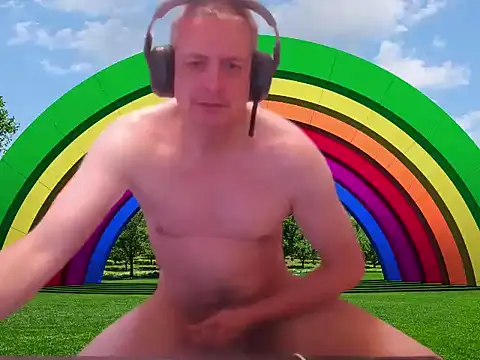 JulioMaximus online show from June 6, 2026, 10:04 pm