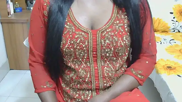 Snapshot of esita_1212 chatting on February 6, 2026, 1:34 am esita 1212 online show from February 6, 2026, 1:34 am