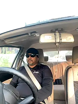 Dick 6inches online show from November 3, 2025, 3:12 am