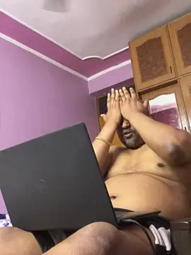 Dick 6inches online show from June 24, 2026, 1:43 pm