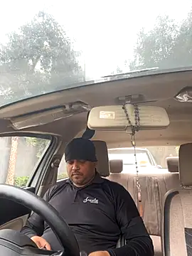 Dick 6inches online show from October 28, 2025, 4:35 am