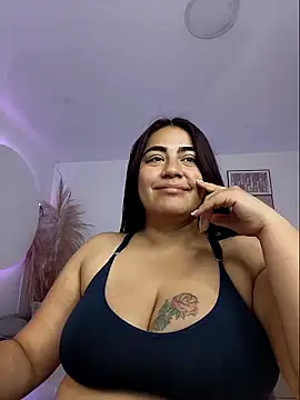 silvia lane online show from October 10, 2025, 3:51 am