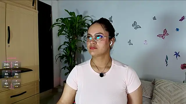 VICTORIABLACK xh online show from June 1, 2026, 10:04 am