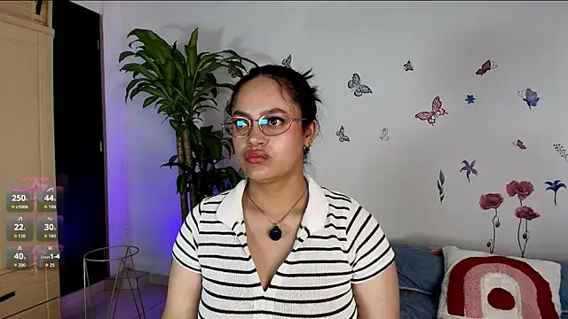 VICTORIABLACK xh online show from May 9, 2026, 9:56 am