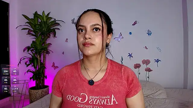 Snapshot of VICTORIABLACK_@xh chatting on February 24, 2026, 7:26 pm VICTORIABLACK xh online show from February 24, 2026, 7:26 pm