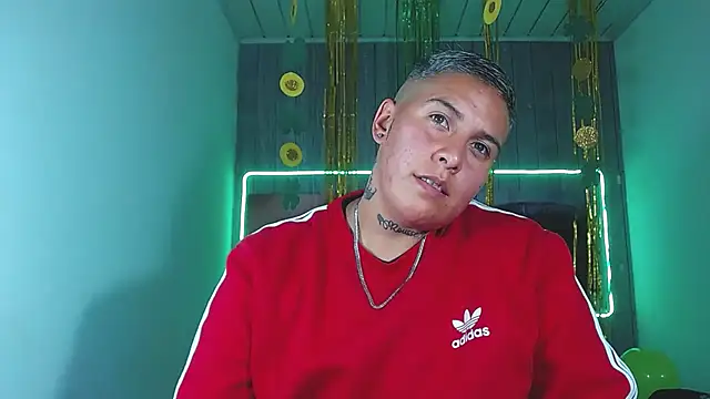 Yessi rousse online show from March 18, 2025, 5:56 am