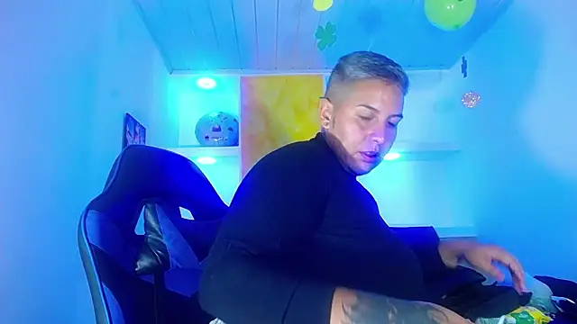 Yessi rousse online show from March 22, 2025, 10:06 am