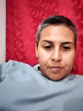 Yessi rousse online show from February 19, 2025, 4:23 am