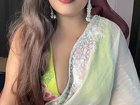 shanayaaa 1 online show from June 15, 2026, 7:35 pm
