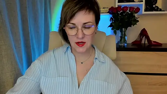 feliziaDesire online show from March 23, 2026, 12:49 pm