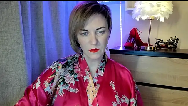 feliziaDesire online show from October 2, 2025, 1:14 pm