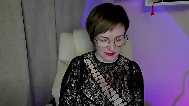 feliziaDesire online show from May 21, 2026, 7:55 pm