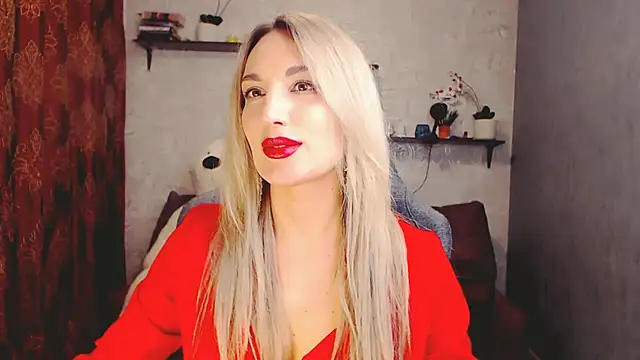 MillaXQueen online show from February 21, 2025, 3:10 pm