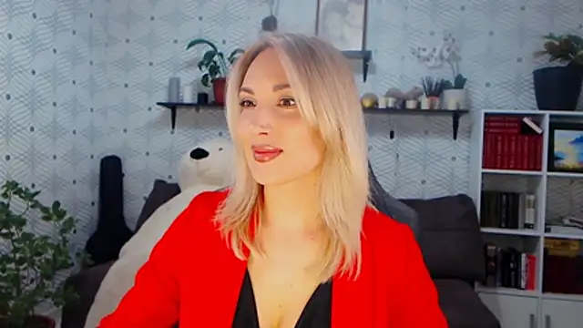 MillaXQueen online show from March 5, 2026, 2:57 pm