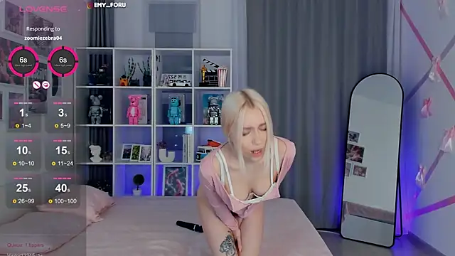 Emilyrighter1 online show from December 20, 2025, 5:16 pm