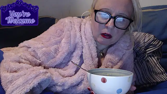 martachatte online show from February 17, 2026, 8:50 pm