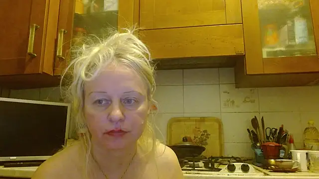 martachatte online show from July 26, 2026, 2:07 am
