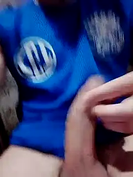 Snapshot of Uriel1615 chatting on September 24, 2025, 4:35 pm Uriel1615 online show from September 24, 2025, 4:35 pm