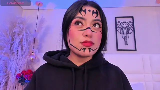 Rebeca jones online show from October 23, 2025, 1:10 pm