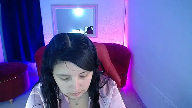 Snapshot of nathaly_low1 chatting on June 22, 2026, 12:13 pm nathaly low1 online show from June 22, 2026, 12:13 pm
