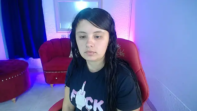 nathaly low1 online show from June 17, 2026, 12:15 pm
