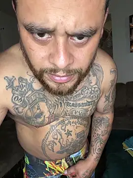 Martinez7233 online show from February 7, 2026, 7:16 am