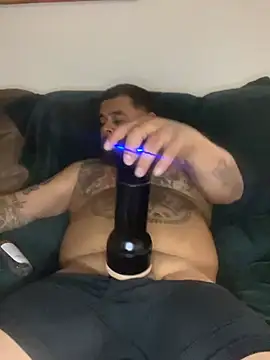 Martinez7233 online show from February 6, 2026, 5:58 am