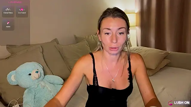 DannaEvan online show from June 5, 2026, 4:35 pm
