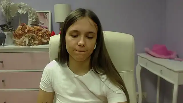 dirtyxEmily online show from March 10, 2025, 11:01 am