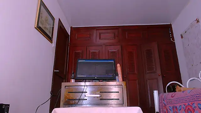 AngelBarbaro online show from September 10, 2025, 8:30 pm