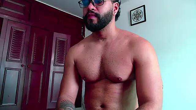 AngelBarbaro online show from April 28, 2026, 5:17 pm