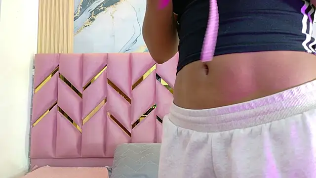 naughty ebonyy online show from September 23, 2025, 2:51 am