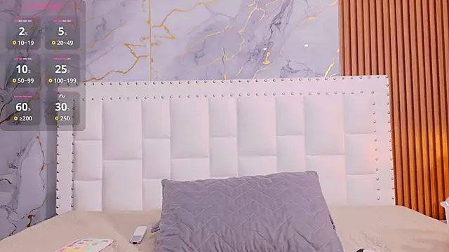 naughty ebonyy online show from October 18, 2025, 2:46 am