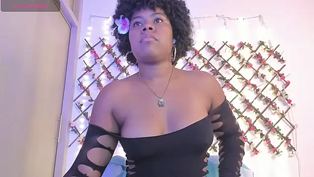 Snapshot of naughty_ebonyy chatting on June 19, 2026, 4:51 am naughty ebonyy online show from June 19, 2026, 4:51 am