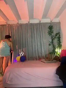 lonely shewolf online show from July 4, 2026, 6:34 pm