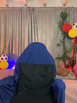 lonely shewolf online show from June 26, 2026, 4:57 pm