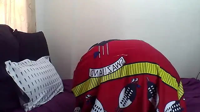 AddictiveAssCurves online show from October 14, 2025, 12:28 pm