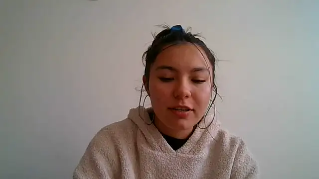  andygirl online show from May 20, 2026, 7:22 pm