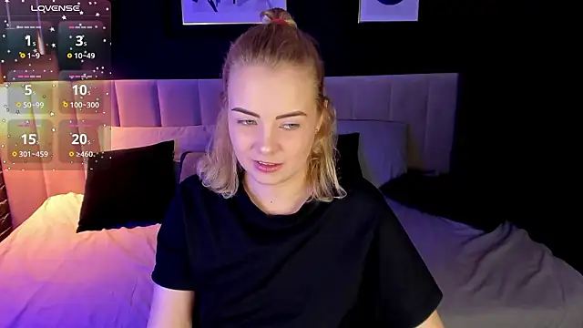 Snapshot of StephanieSweety chatting on March 1, 2026, 5:57 pm StephanieSweety online show from March 1, 2026, 5:57 pm