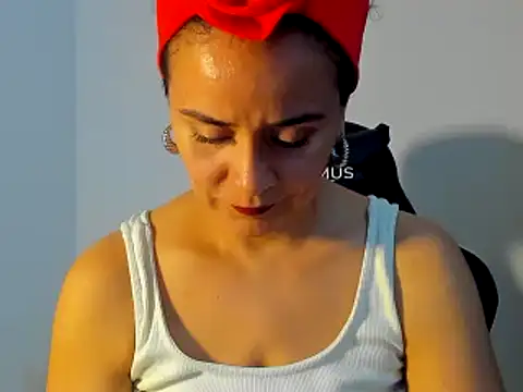 Sami Hotie1 online show from March 17, 2025, 8:30 pm