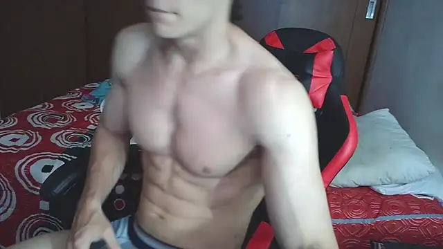 Snapshot of aresholland chatting on November 5, 2025, 6:33 pm aresholland online show from November 5, 2025, 6:33 pm