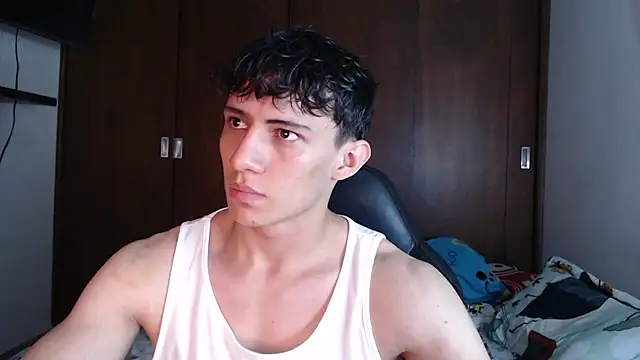 Snapshot of aresholland chatting on March 13, 2025, 12:05 am aresholland online show from March 13, 2025, 12:05 am