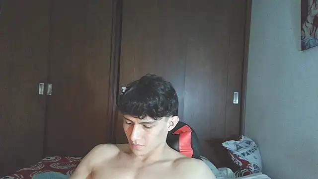 Snapshot of aresholland chatting on October 22, 2025, 3:17 am aresholland online show from October 22, 2025, 3:17 am